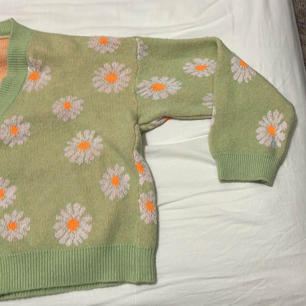 Floral Blanket Sweater/ cardigan - Picture 3 of 6